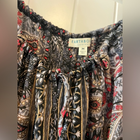 Size medium/ large - Grey Paisley Tie Front Maxi Dress from Earthbound - Picture 6 of 8